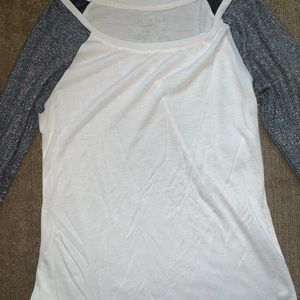 American Eagle three quarter sleeve tee